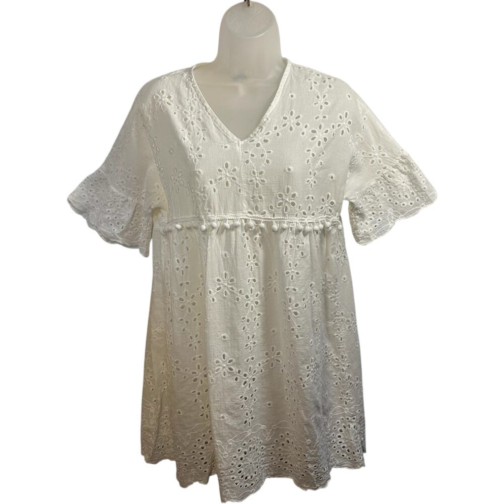 White Floral Eyelet Cottagecore Mini Dress SZ M Pom Pom Milkmaid Country Dainty